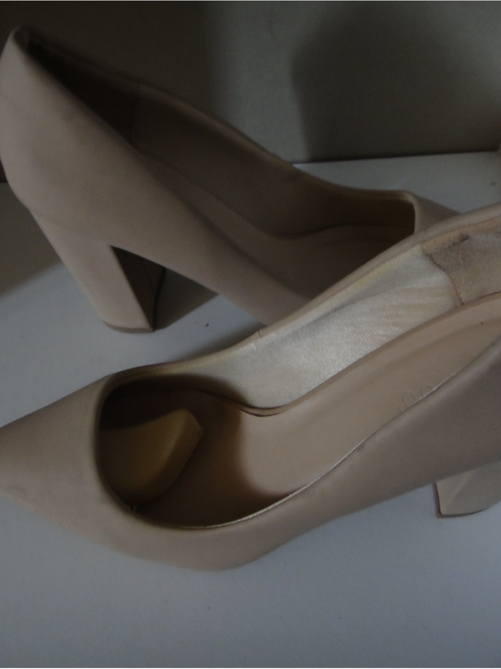 Women’s Pointed-Toe Nude Pumps - Versatile Beige Heels - Picture 2 of 3